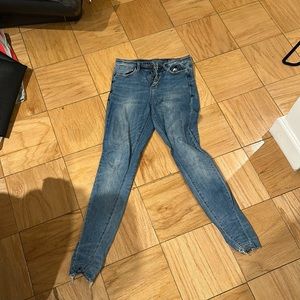Blank size 26 skinny jeans